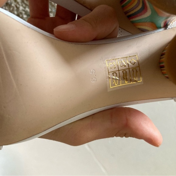 Jeffery Campbell Free People One Strap White Wooden Patterned Heels Sz 6.5 - Picture 7 of 7